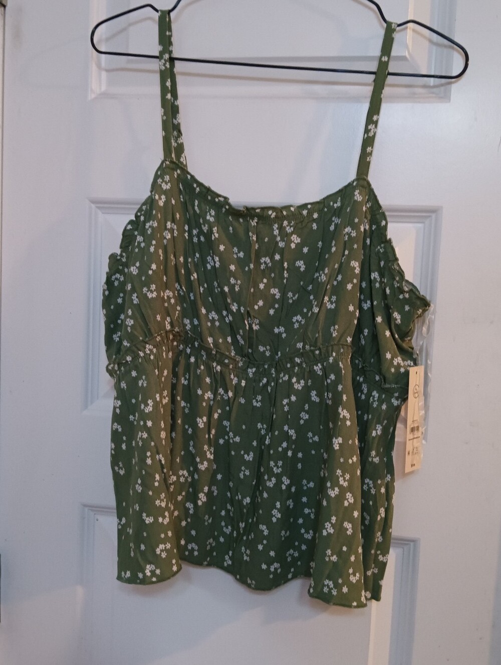 No Boundaries Green Floral Strappy Tank Top